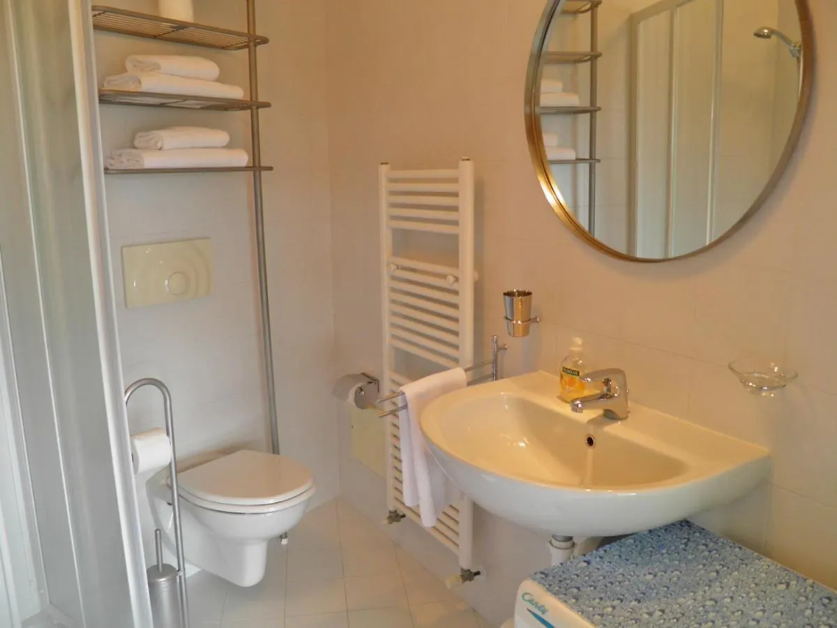 Prosecco Apartment Gravedona 0*,  Italy